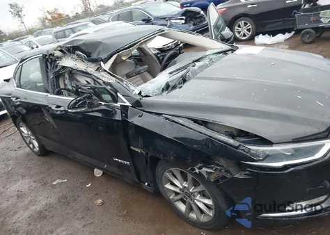 2017 Ford Fusion Hybrid Se z USA, uszkodzony, nr VIN 3FA6P0LU9HR179421